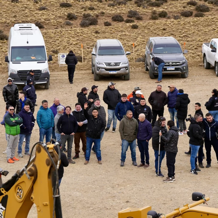 Jaime Álvarez sobre Palermo Aike: “Si los tres pozos salen bien, se abre una puerta por 40 o 50 años” Jaime Álvarez sobre Palermo Aike: “Si los tres pozos salen bien, se abre una puerta por 40 o 50 años”