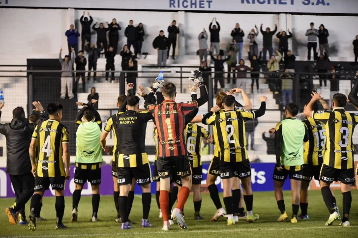 Deportivo Madryn, match point en casa: tras el tropiezo de Atlanta, el Aurinegro puede sellar el domingo la final por el primer ascenso