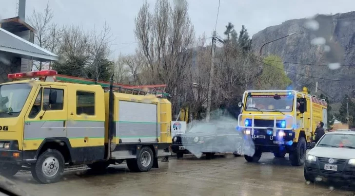 Un desperfecto eléctrico provocó un principio de incendio en un hospedaje: no hubo heridos