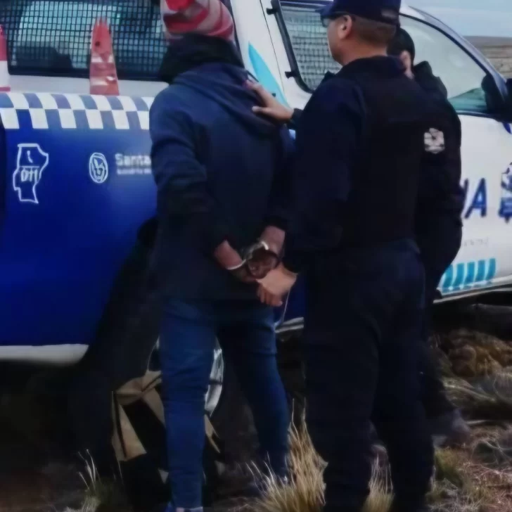 Dormía dentro de una camioneta, dio 3,25 g/l de alcohol en sangre y quedó detenido en Las Heras Dormía dentro de una camioneta, dio 3,25 g/l de alcohol en sangre y quedó detenido en Las Heras