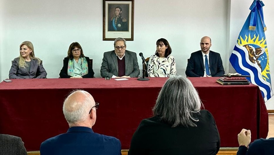  Los cinco jueces del TSJ de Santa Cruz: Reneé Guadalupe Fernández, María De Los Ángeles Mercau, Daniel Mauricio Mariani, Paula Ludueña y Fernando Basanta.