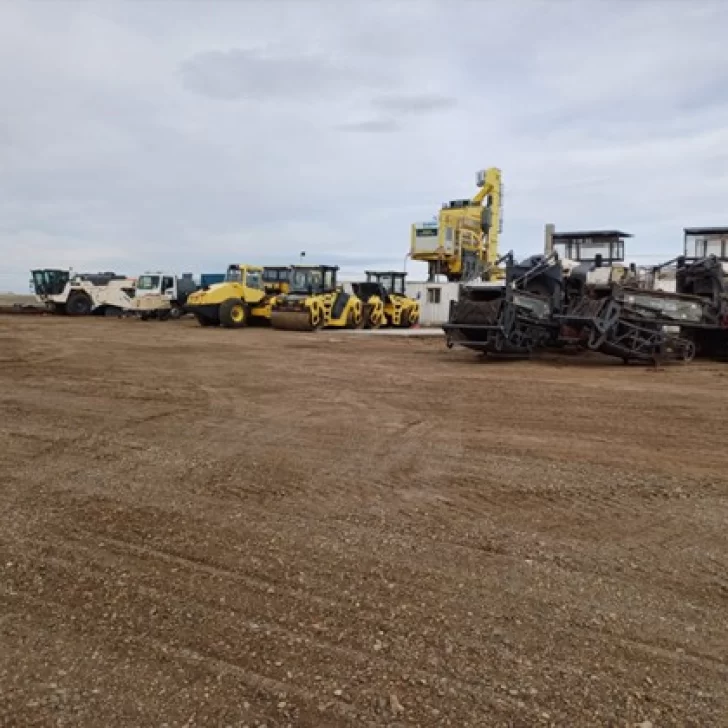 Comenzó el primer día de trabajo en la pista del aeropuerto “Piloto Civil Norberto Fernández”