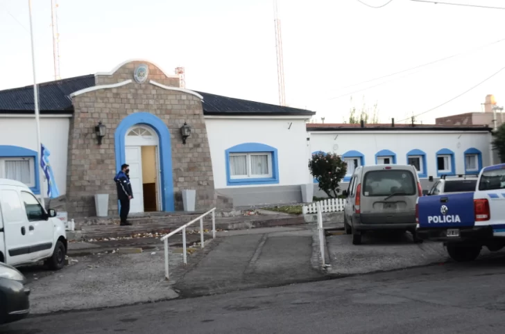 Detuvieron en Río Gallegos a una mujer con pedido de captura de Mendoza mientras pedía ayuda en Desarrollo Social