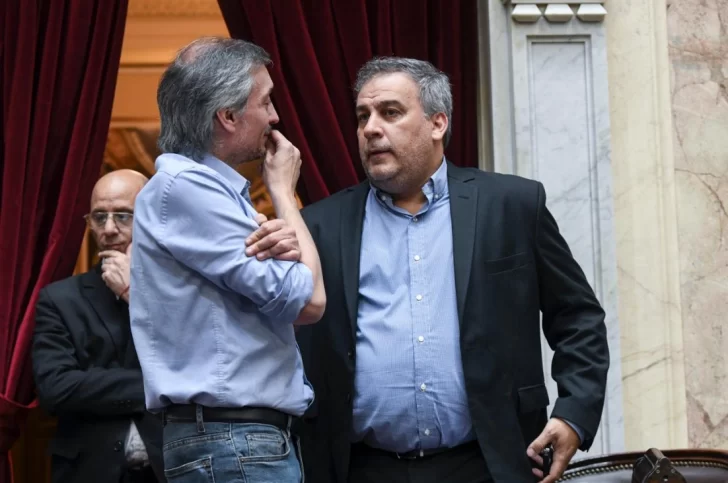  Máximo Kirchner y Facundo Prades se reencontraron en el Congreso de la Nación.