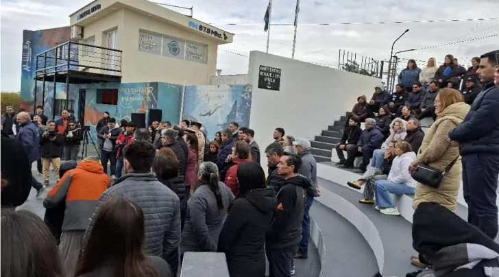  Se dará continuidad a proyectos conjuntos y sostener los lazos institucionales con la comunidad portuaria y caletense.