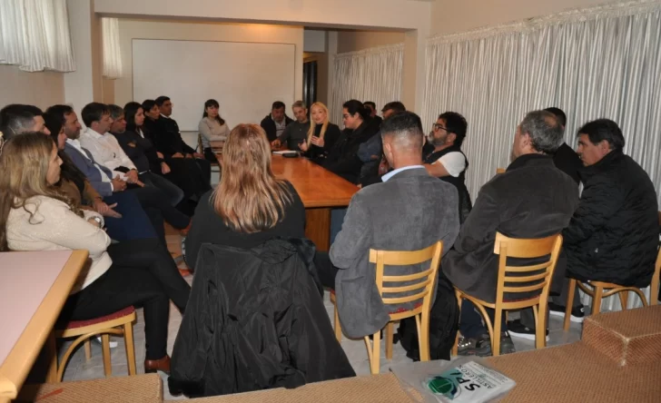 API Astilleros Patagónicos Integrados avanza en la agenda de trabajo para la reactivación del Astillero de Caleta Paula