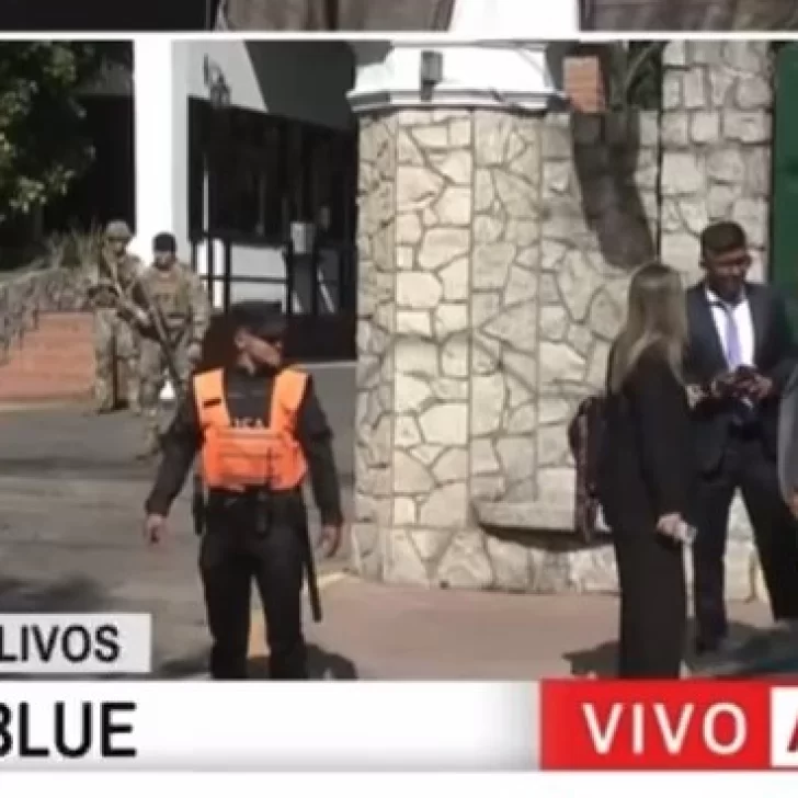 Jairo Guzmán llegó a Olivos para reunirse con Javier Milei Jairo Guzmán llegó a Olivos para reunirse con Javier Milei