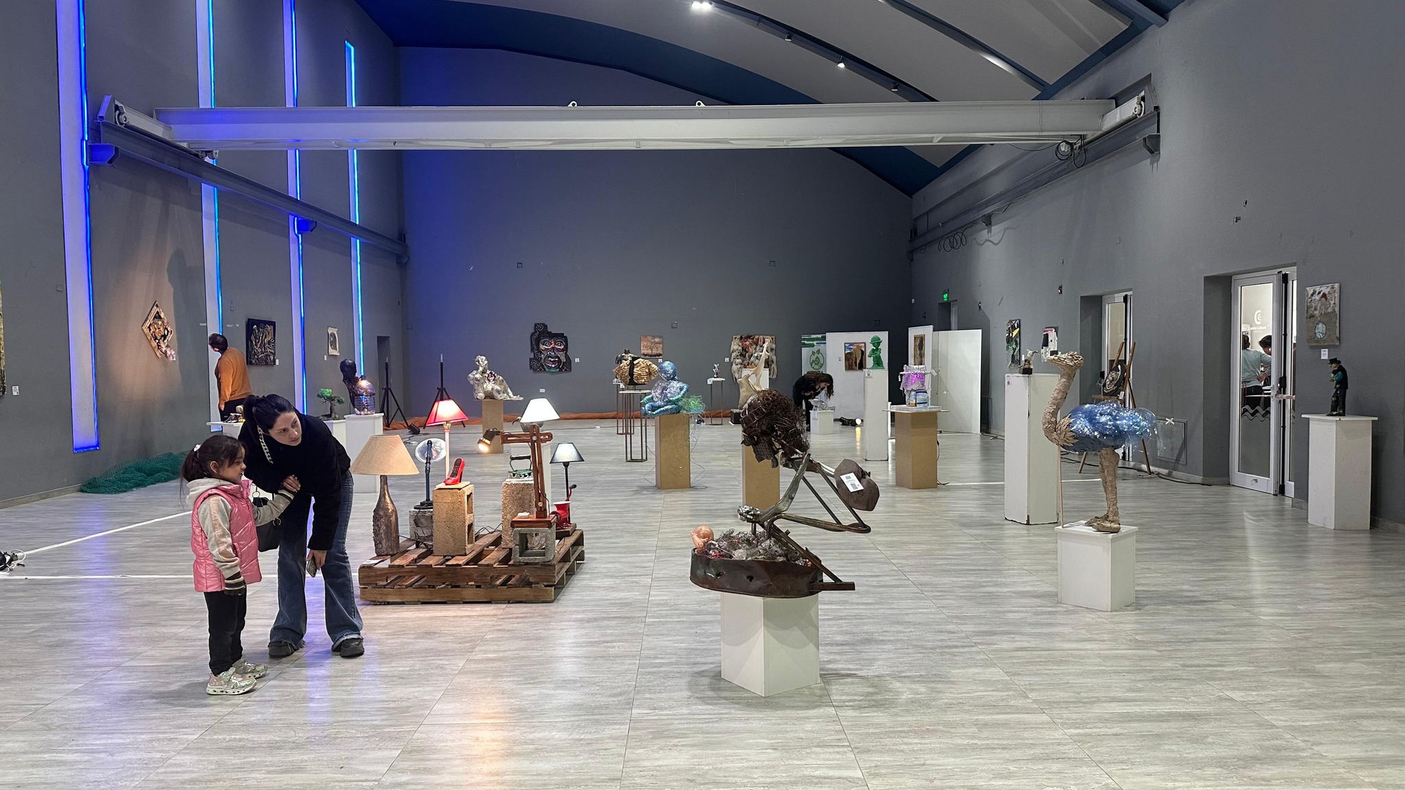  Las obras participantes estuvieron en exposición en el Centro Cultural de Caleta Olivia.