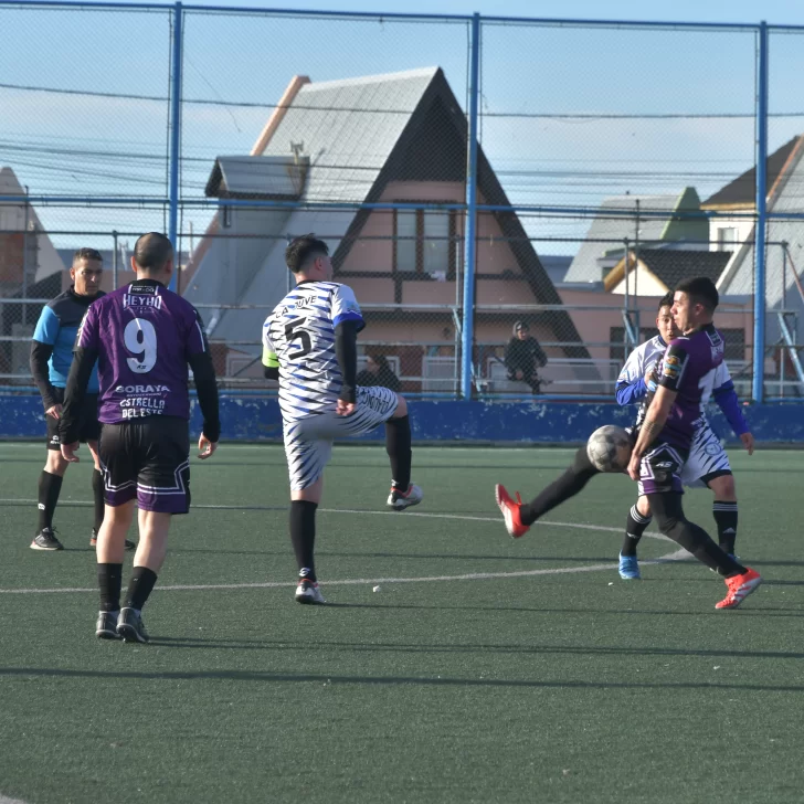 Fin de semana de goles y emociones: Fecha 11 de la Primera A en la Liga de los Barrios Fin de semana de goles y emociones: Fecha 11 de la Primera A en la Liga de los Barrios