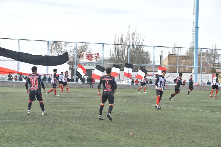 UPP dio el primer golpe: triunfo 3–2 ante Independiente y definición abierta por el Clasificatorio Provincial