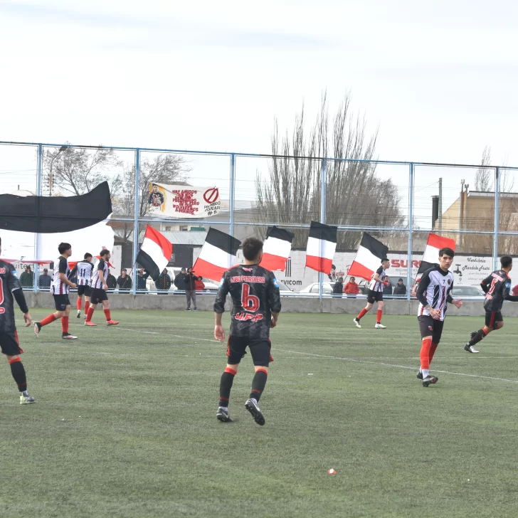 UPP dio el primer golpe: triunfo 3–2 ante Independiente y definición abierta por el Clasificatorio Provincial UPP dio el primer golpe: triunfo 3–2 ante Independiente y definición abierta por el Clasificatorio Provincial