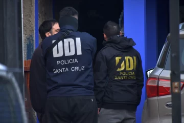 Un detenido por amenazar a una vecina con un revólver: secuestraron armas y drogas Un detenido por amenazar a una vecina con un revólver: secuestraron armas y drogas