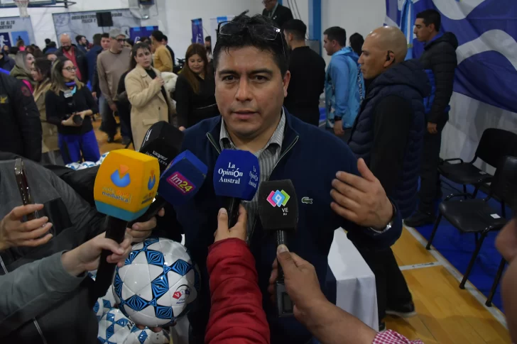  Claudio Vidal: “critican a la justicia nacional pero acá, con la justicia hicieron dulce leche, siempre hicieron lo que quisieron”. FOTO: JOSÉ SILVA / LA OPINIÓN AUSTRAL.