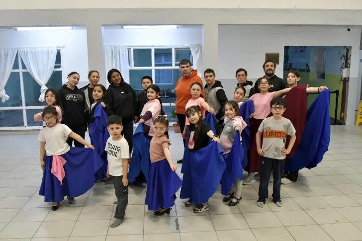 Kimen Nahuen, la escuela de danzas donde todos bailan
