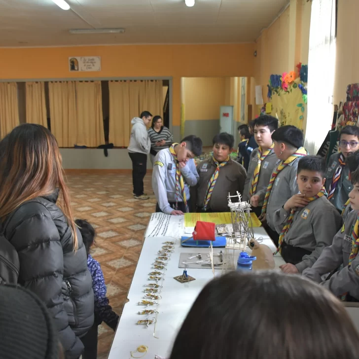 Grupos scouts de Río Gallegos festejaron su día: “Es una familia” Grupos scouts de Río Gallegos festejaron su día: “Es una familia”