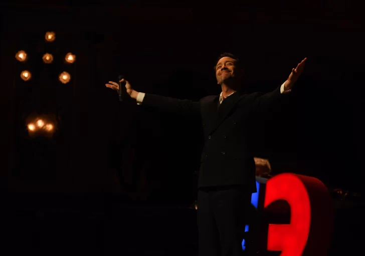  Luciano Pereyra emocionó a los presentes con su interpretación de 