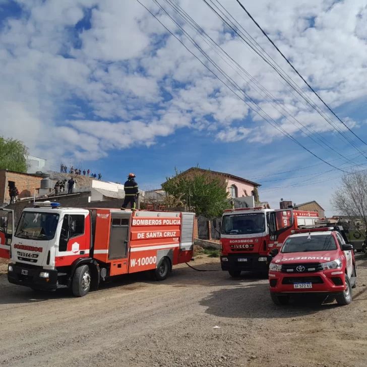 Pérdidas totales tras incendio en una casa: una mamá de cuatro nenes solicita ayuda a la comunidad Pérdidas totales tras incendio en una casa: una mamá de cuatro nenes solicita ayuda a la comunidad