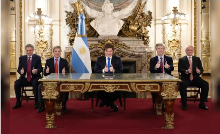 El Gobierno Nacional modificó el presupuesto 2025 con más fondos para salarios, deuda y funcionamiento del Estado