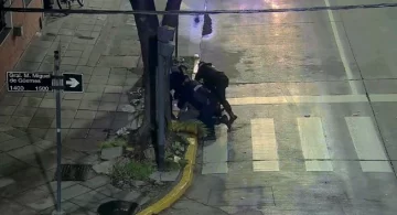 Un hombre murió tras un forcejeo con patrulla municipal: “Lo aplastaron y lo dejaron sin vida” Un hombre murió tras un forcejeo con patrulla municipal: “Lo aplastaron y lo dejaron sin vida”