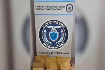 Allanaron vivienda por violencia digital: secuestraron teléfonos, computadora y otros dispositivos electrónicos Allanaron vivienda por violencia digital: secuestraron teléfonos, computadora y otros dispositivos electrónicos