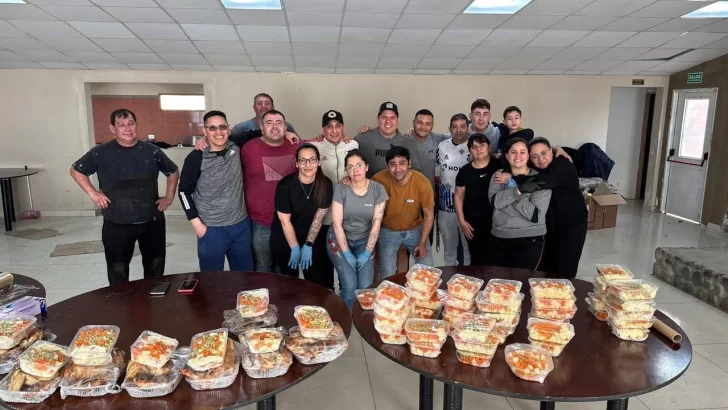  Más de 200 pollos fueron vendidos y todo el dinero será entregado a la familia de Martina.