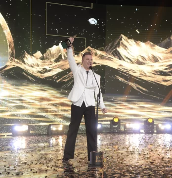 Santiago del Moro se llevó el Martín Fierro de Oro: “¡Aguante la televisión, carajo!
