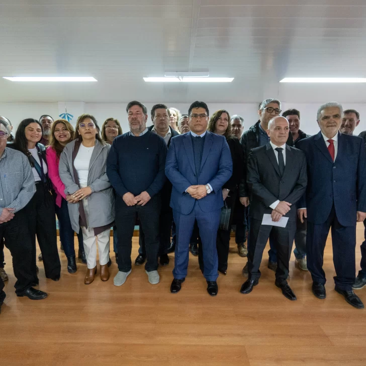 “Está cambiando la Justicia”: para el Gobierno de Vidal las exigencias del TSJ se traducen en juzgados que comienzan a dar respuesta a la sociedad “Está cambiando la Justicia”: para el Gobierno de Vidal las exigencias del TSJ se traducen en juzgados que comienzan a dar respuesta a la sociedad