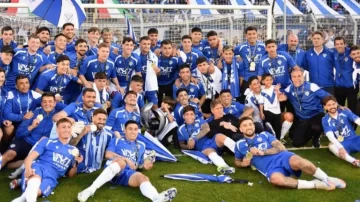 Vélez Sarsfield se coronó campeón de la Supercopa Argentina: “Hay que sostenernos en el tiempo” Vélez Sarsfield se coronó campeón de la Supercopa Argentina: “Hay que sostenernos en el tiempo”