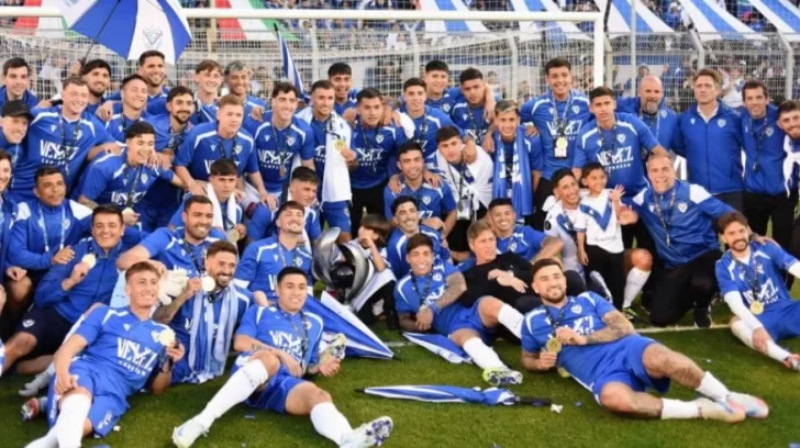 Vélez Sarsfield se coronó campeón de la Supercopa Argentina: “Hay que sostenernos en el tiempo”
