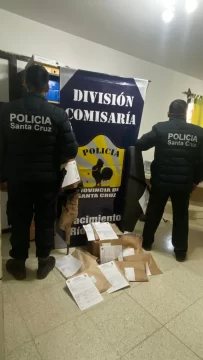 Secuestraron armas y teléfonos en causa por amenazas calificadas a una mujer