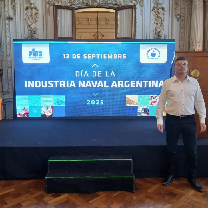 Walter Uribe anticipó “muy buenas novedades” con el reinicio de obras en el puerto Caleta Paula Walter Uribe anticipó “muy buenas novedades” con el reinicio de obras en el puerto Caleta Paula