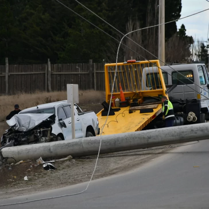“Podrían haberse matado”: los involucrados en el choque de la calle 22 son padre e hijo y estaban alcoholizados “Podrían haberse matado”: los involucrados en el choque de la calle 22 son padre e hijo y estaban alcoholizados