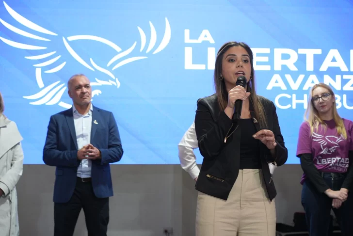 Lanzamiento de campaña en Chubut con Maira Frías y Julián Moreira como aspirantes a diputados.