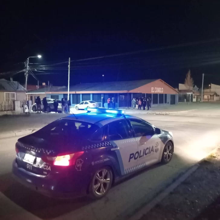 Operativos policiales en Río Gallegos: controles reforzados para prevenir delitos y garantizar la seguridad Operativos policiales en Río Gallegos: controles reforzados para prevenir delitos y garantizar la seguridad