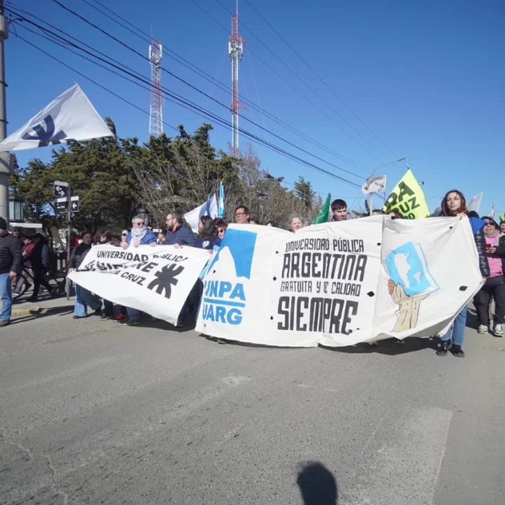 Convocan en Santa Cruz a participar de la Quinta Marcha Federal Universitaria