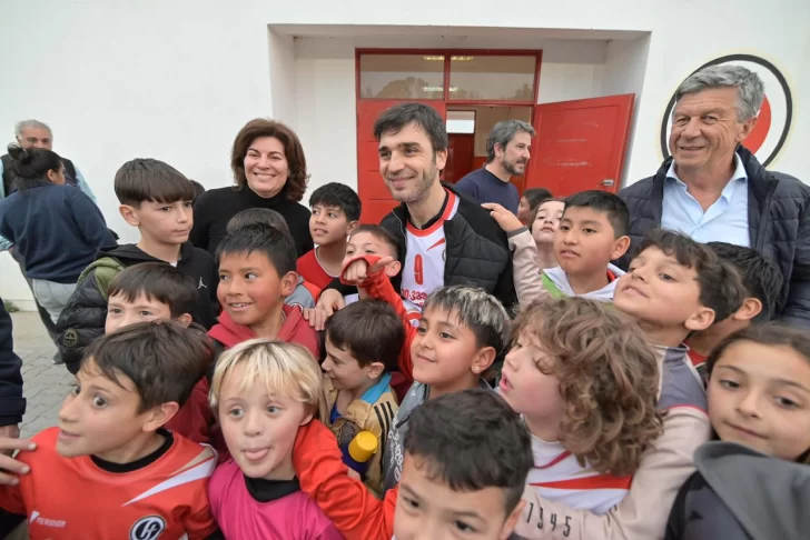 “Nacho” Torres: “En un momento económico difícil, las familias sostienen los clubes y el Estado provincial debe acompañarlas”
