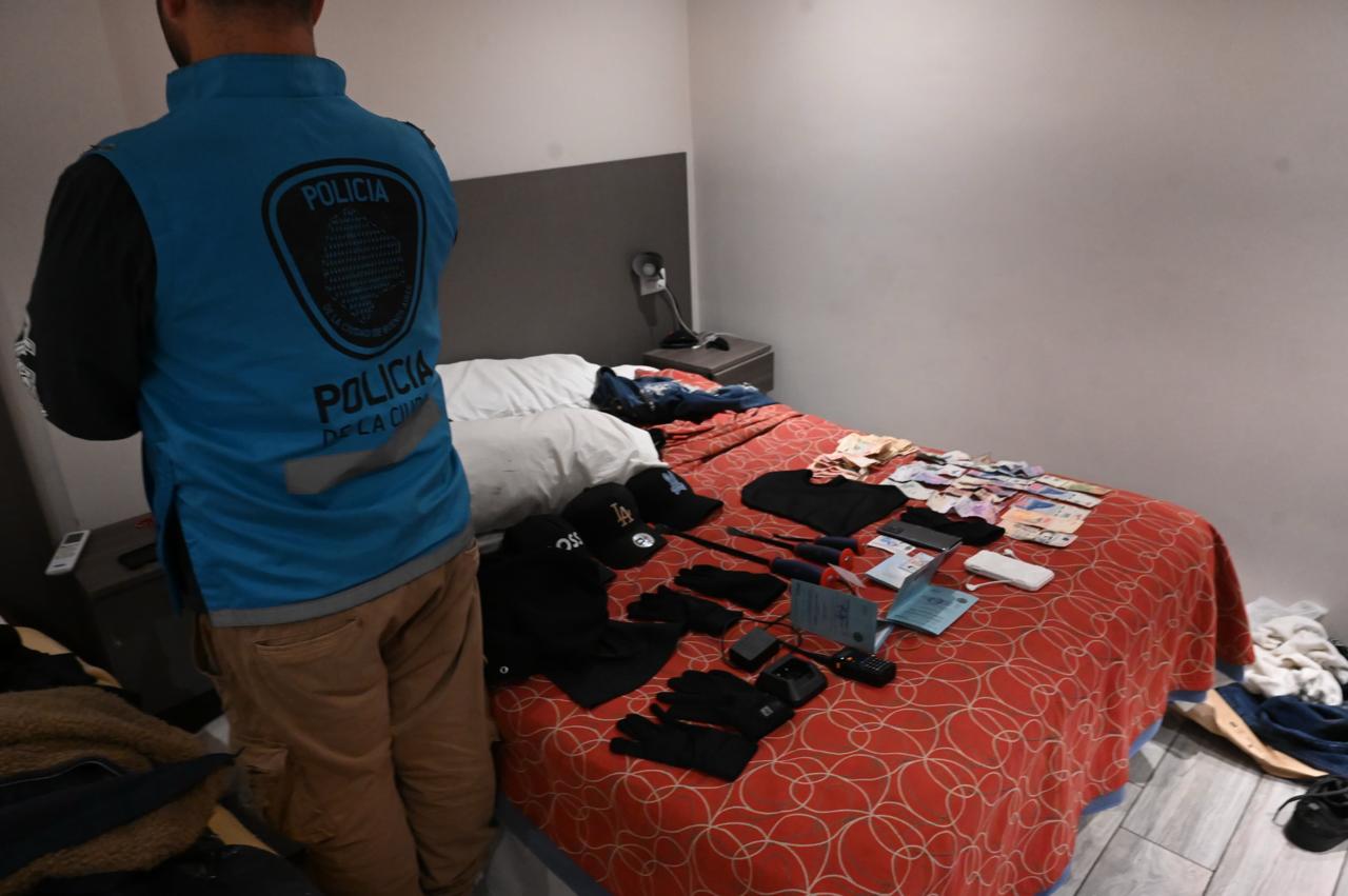 Detuvieron a una banda de chilenos por el robo en la casa de Pampita