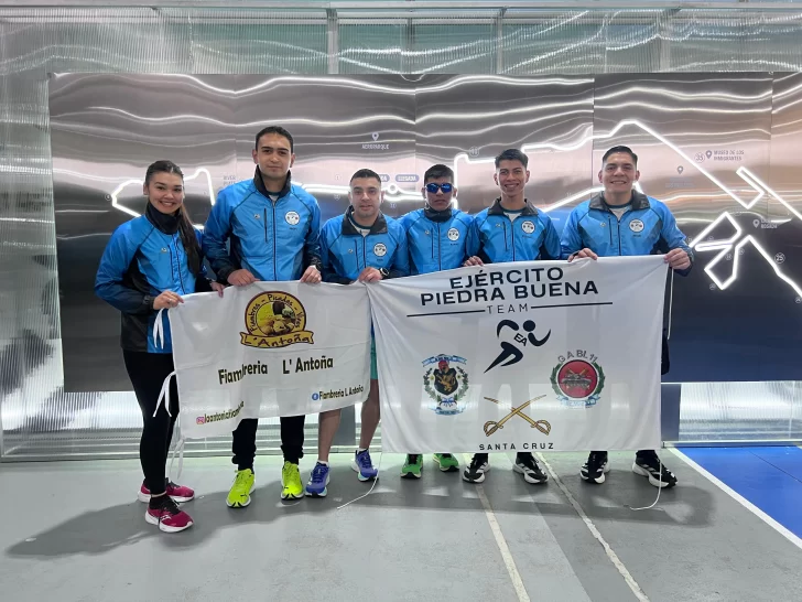 De Piedra Buena a Palermo: el debut del Team Ejército Piedrabuena en los 42K de Buenos Aires 2025