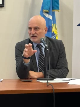 El abogado Alberto Biglieri diserta sobre “La Inteligencia Artificial en los Dictámenes” en Neuquén El abogado Alberto Biglieri diserta sobre “La Inteligencia Artificial en los Dictámenes” en Neuquén