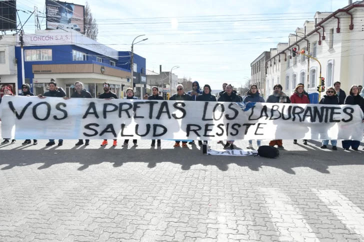 Autoconvocados de salud realizarán un &#8220;abrazo solidario&#8221; al Hospital Regional