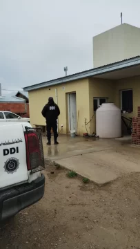 Allanamiento por robo en vivienda de Puerto Deseado: secuestran elementos clave para la investigación Allanamiento por robo en vivienda de Puerto Deseado: secuestran elementos clave para la investigación