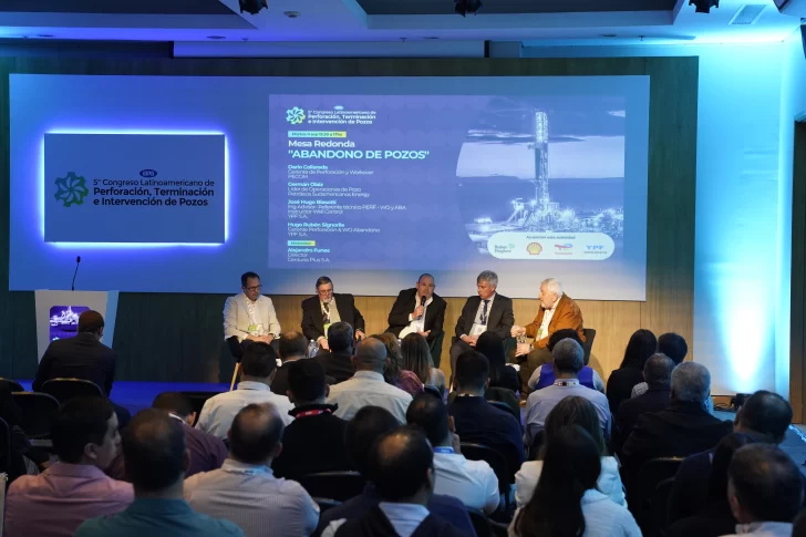 AOG EXPO 2025: los líderes del sector de hidrocarburos debaten estrategias para mejorar la competitividad y el financiamiento