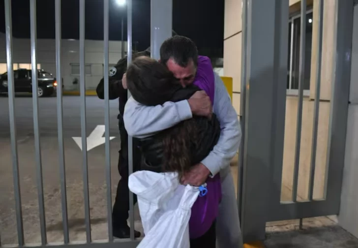 Llegó a Ezeiza el primer vuelo con argentinos deportados desde Estados Unidos