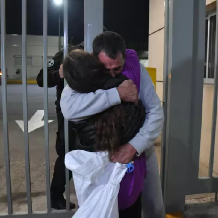 Llegó a Ezeiza el primer vuelo con argentinos deportados desde Estados Unidos