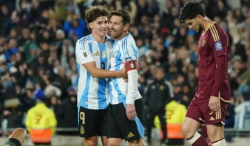 Con una actuación brillante de Messi, Argentina goleó 3-0 a Venezuela en las Eliminatorias Con una actuación brillante de Messi, Argentina goleó 3-0 a Venezuela en las Eliminatorias