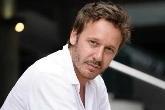 La confesión de Benjamín Vicuña sobre el futuro de sus hijos en Turquía: “Incomodidad”