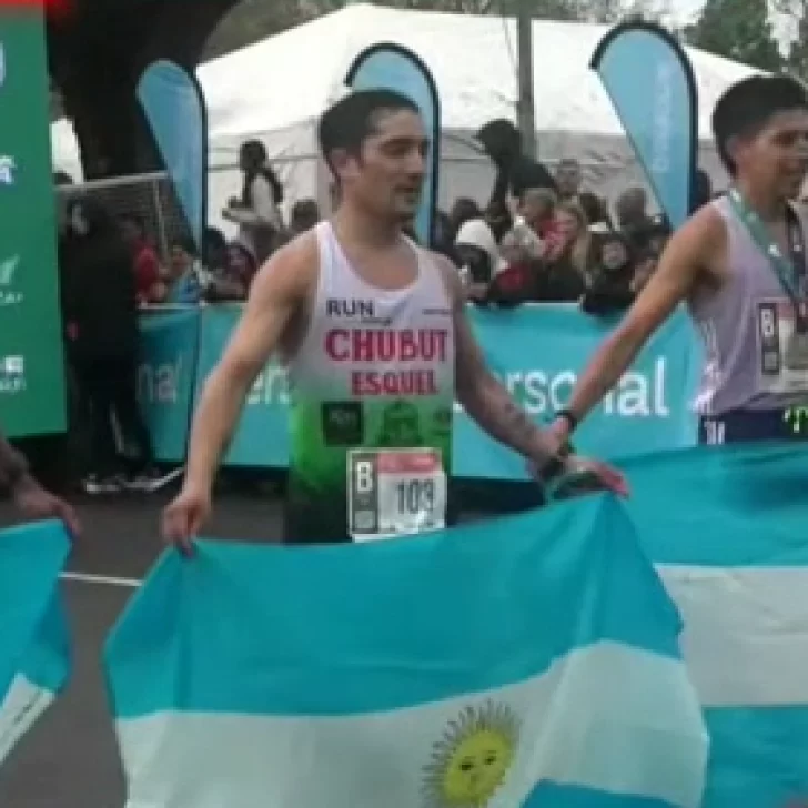 Maratón Internacional de Buenos Aires: Joaquín Arbe y David Rodríguez, de Chubut, fueron los primeros argentinos en llegar a la meta Maratón Internacional de Buenos Aires: Joaquín Arbe y David Rodríguez, de Chubut, fueron los primeros argentinos en llegar a la meta