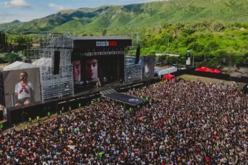 Cosquín Rock 2026 line up: Babasónicos, Franz Ferdinand, Dillom, Lali y más confirmados en la grilla del festival