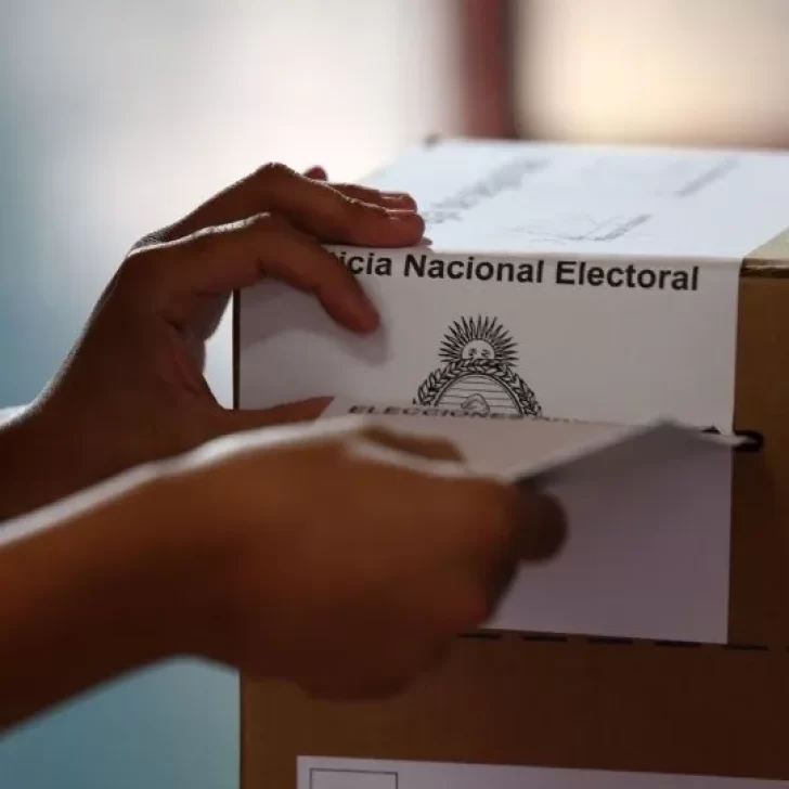 De cuánto es la multa si no voto en las elecciones 2025