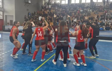 Santa Cruz gano en Tierra del Fuego el nacional de Hockey